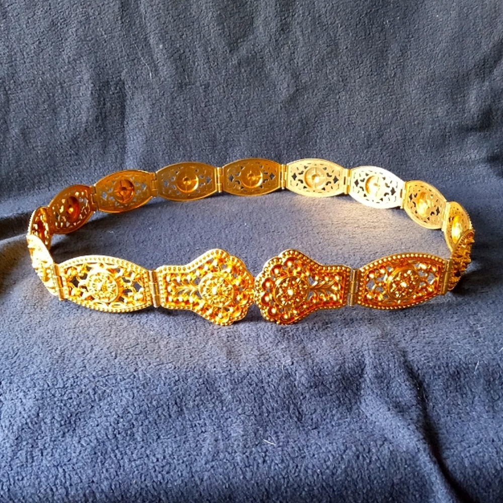 VINTAGE GOLD METAL BELT Articulated Filagree Links 1980s French Baroque 39" (L)
